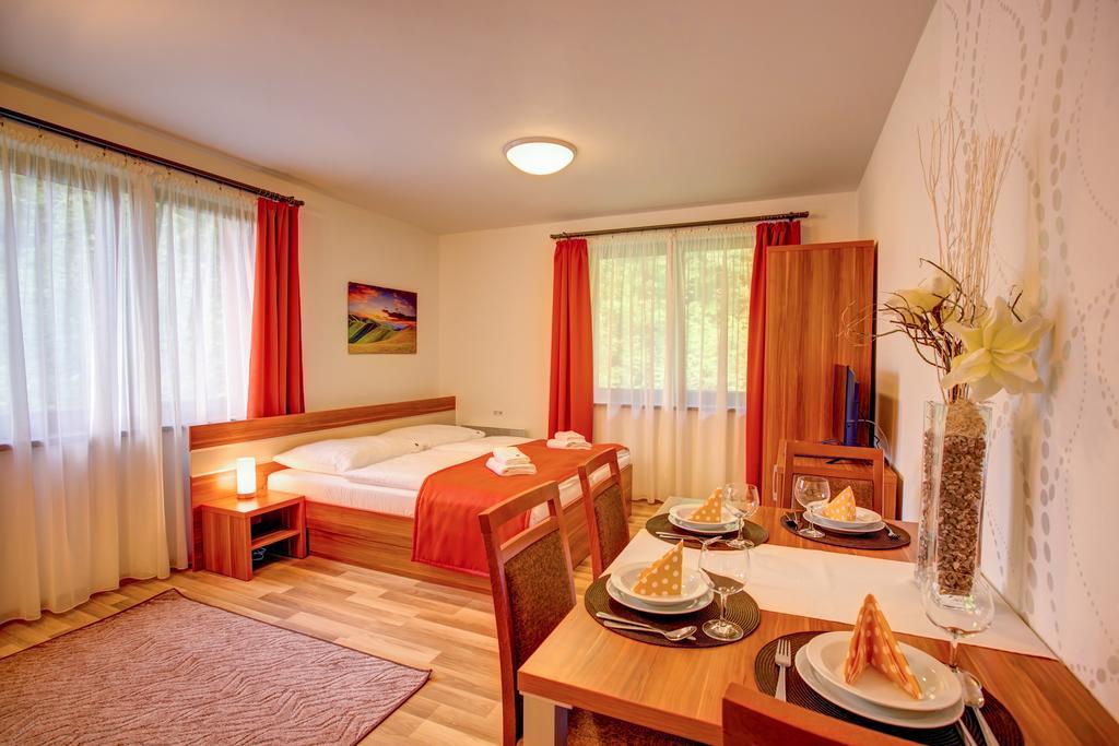 Apartmany Tri Studnicky Демановска Долина Екстериор снимка