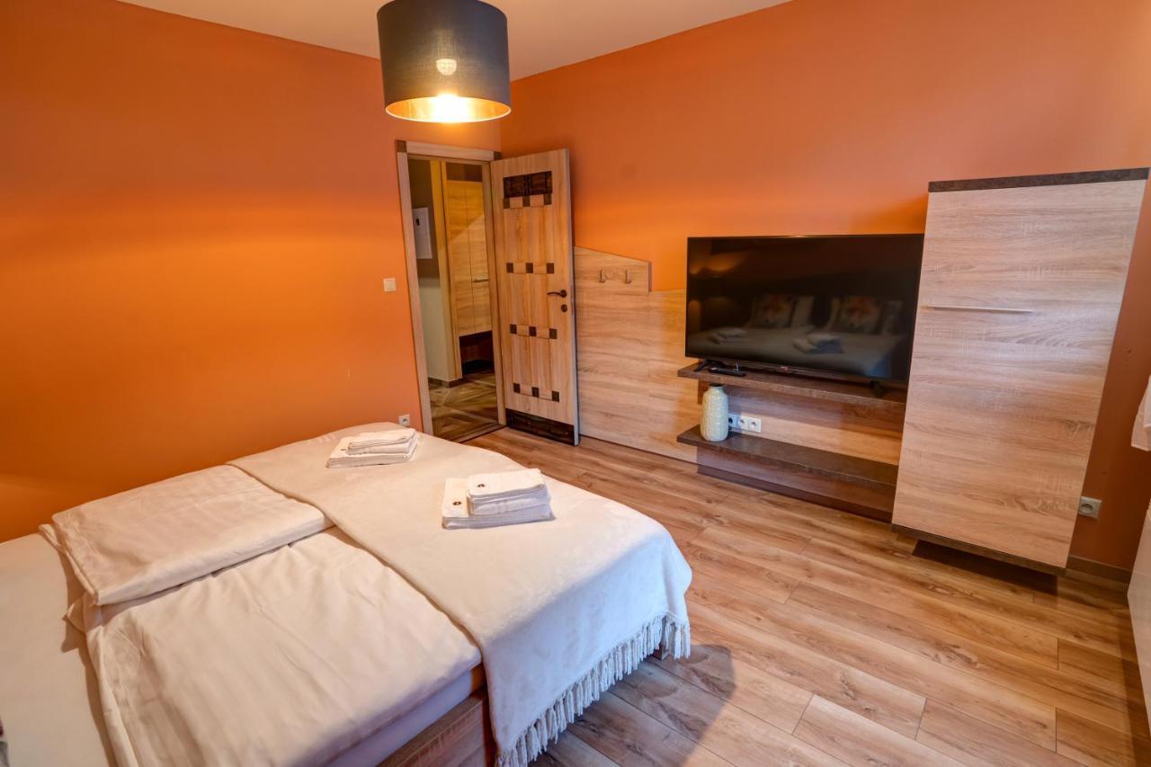 Apartmany Tri Studnicky Демановска Долина Екстериор снимка